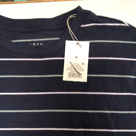 NWT Long Sleeve WOMANS Top - Picture 3 of 8